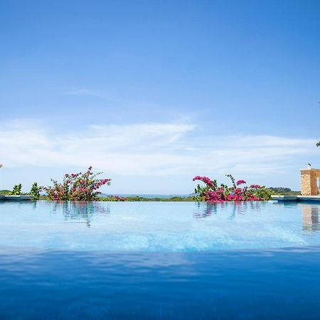 El Regalo Resort ボカ・チカ エクステリア 写真